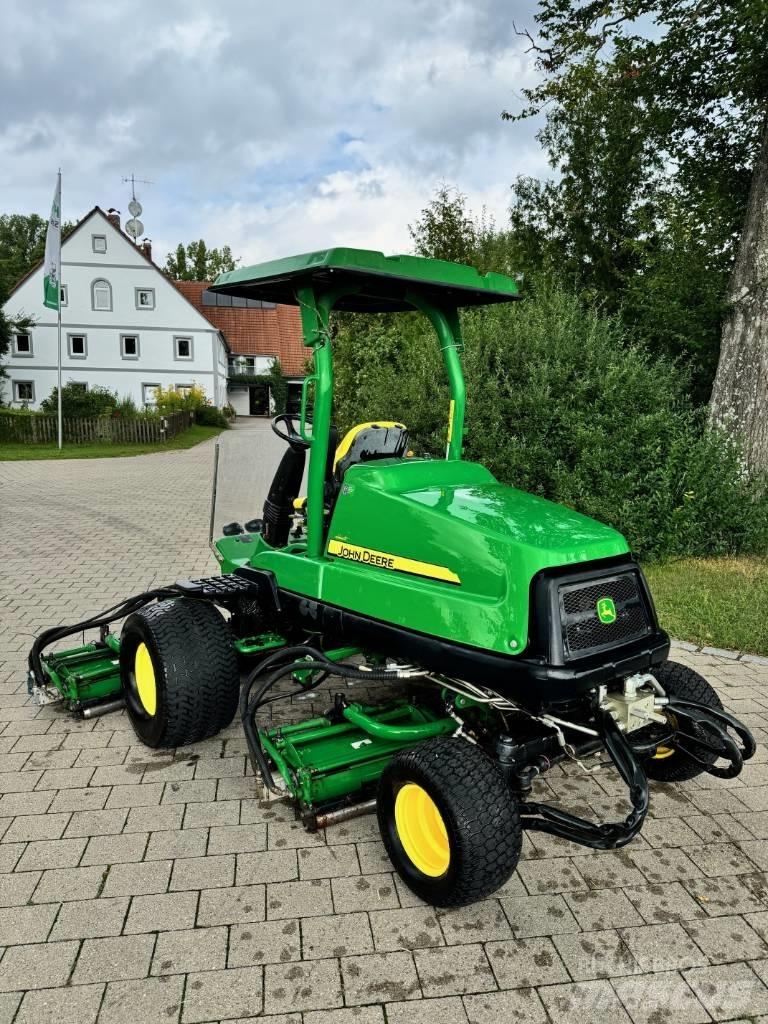 John Deere 8700 A Sekačky fervejí
