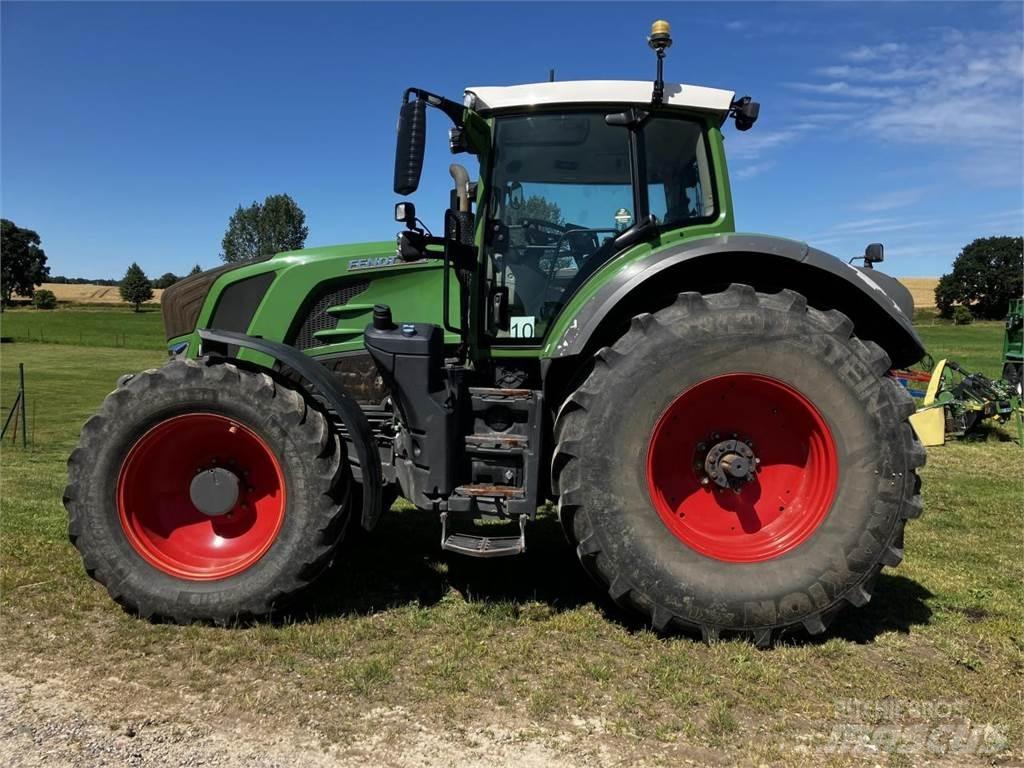 Fendt 828 Vario Traktory