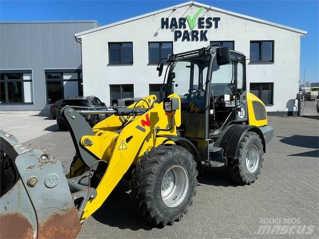 Wacker Neuson WL44 Kolové nakladače