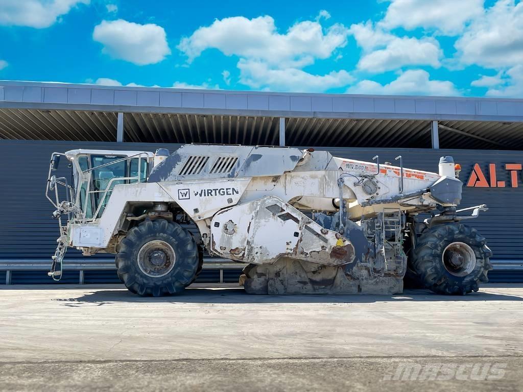 Wirtgen WR 2401 Recyklátory asfaltu