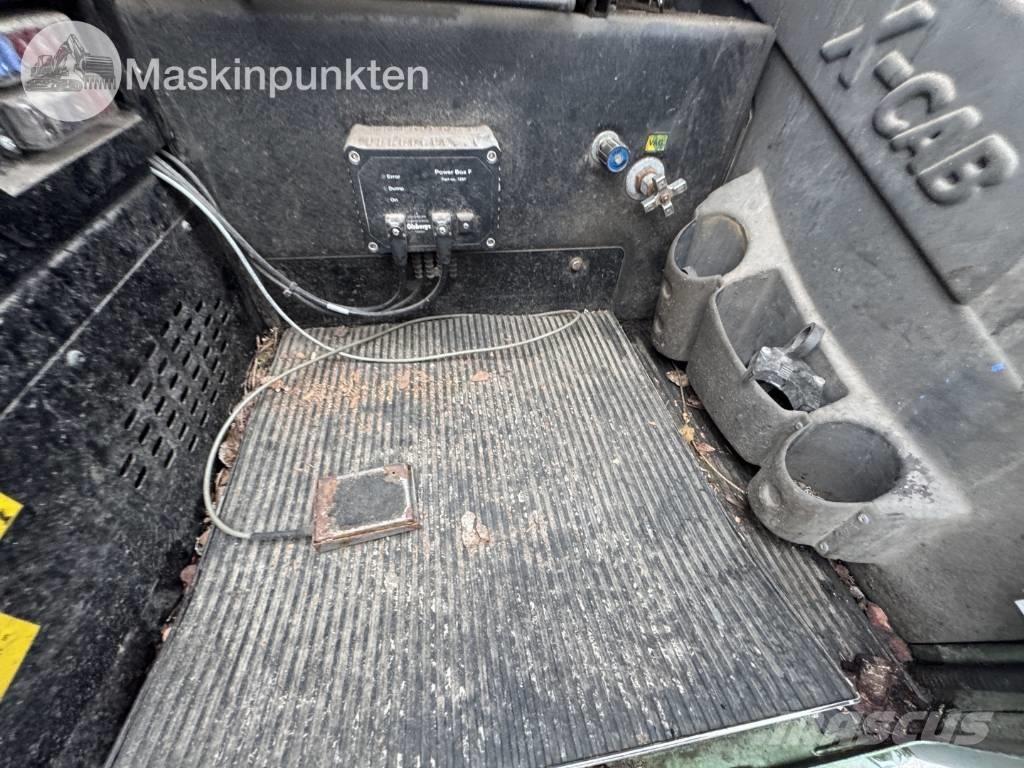 Jonsered J 1088 S Lesnické jeřáby