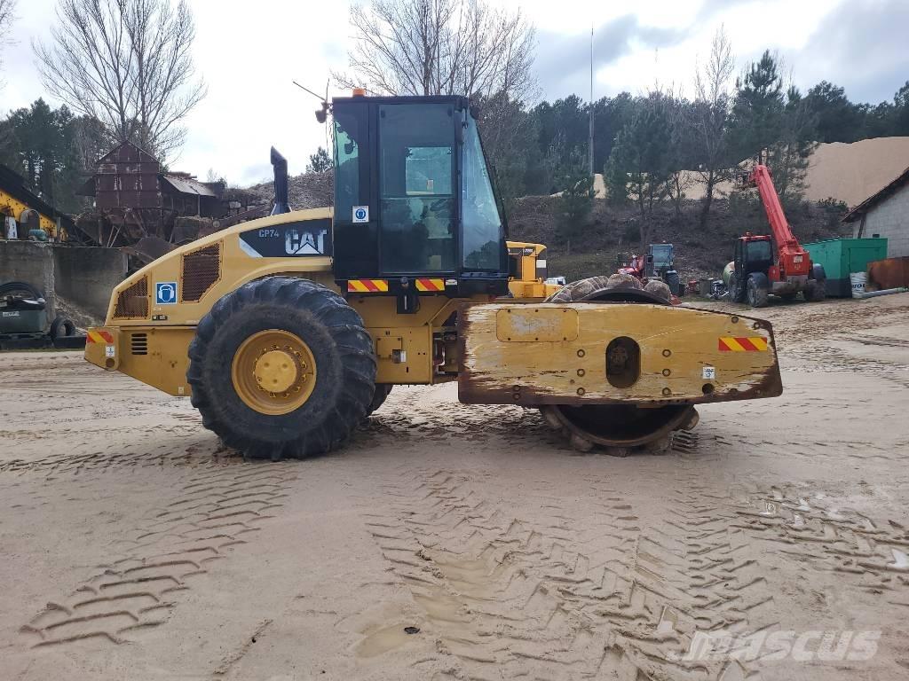 CAT CP74 Tahačové válce