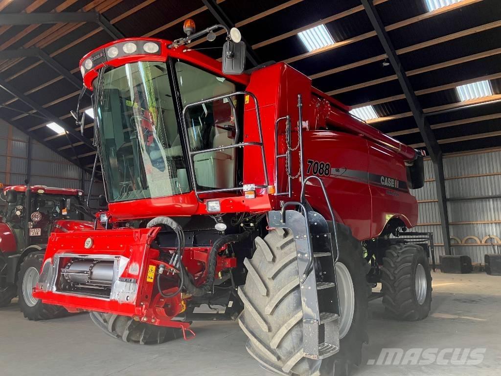 Case IH 7088 Sklízecí mlátičky
