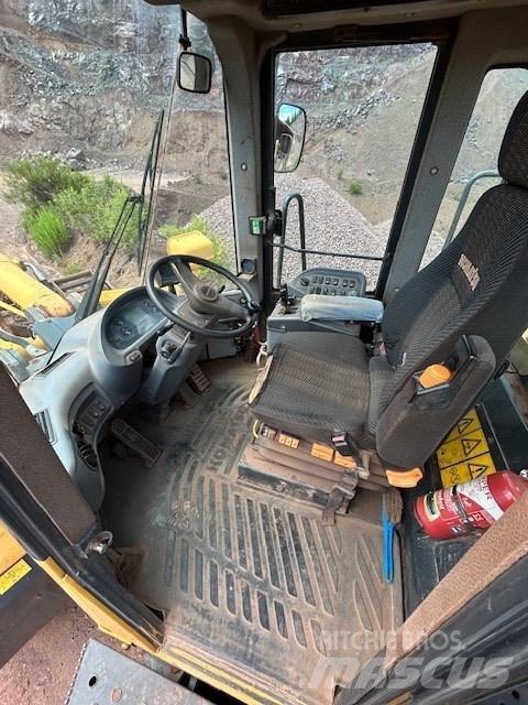 Komatsu WA 500-6 Kolové nakladače