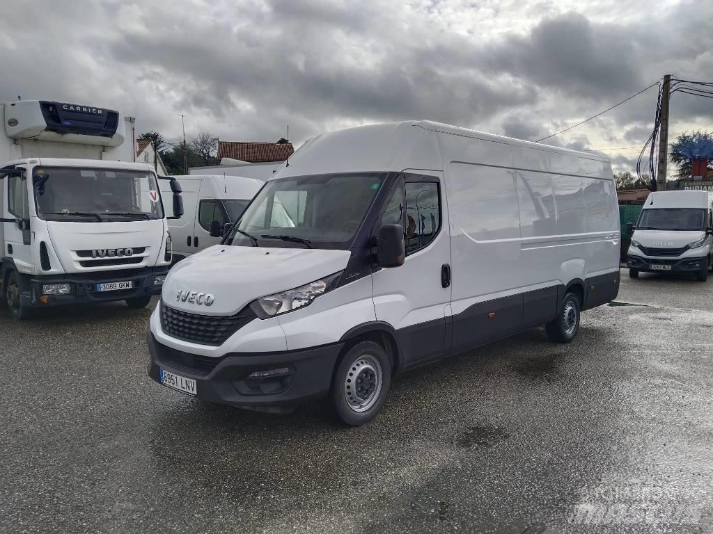 Iveco DAILY 35S16 Skříňová nástavba