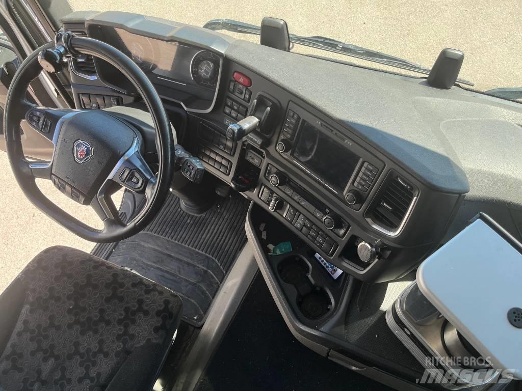 Scania R450B6X2*4NB Chladírenské nákladní vozy