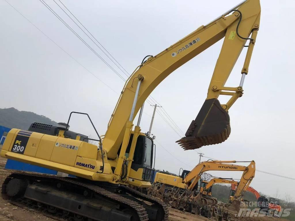 Komatsu 300-7 Pásová rýpadla