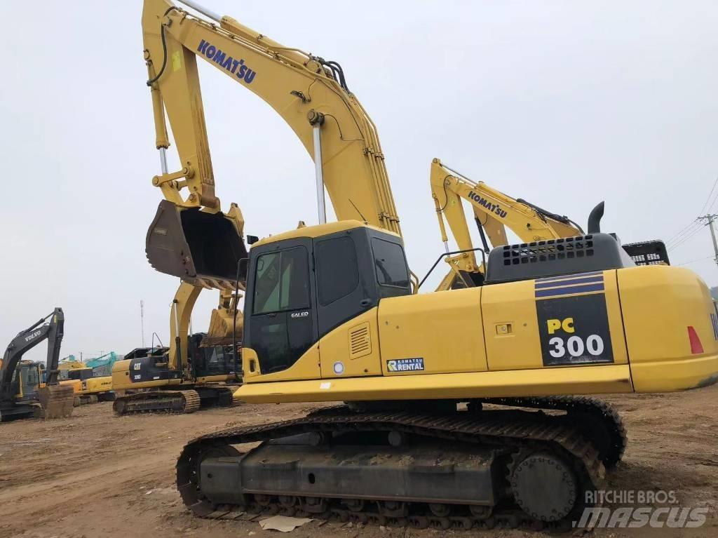 Komatsu 300-7 Pásová rýpadla