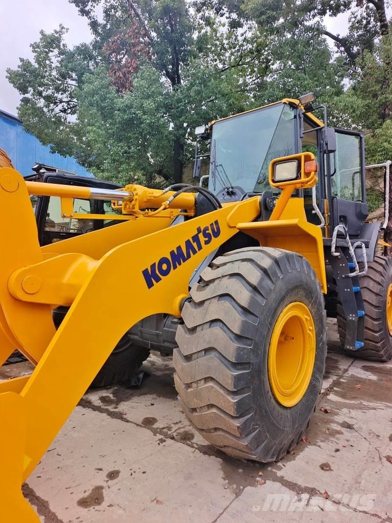 Komatsu WA 380 Kolové nakladače