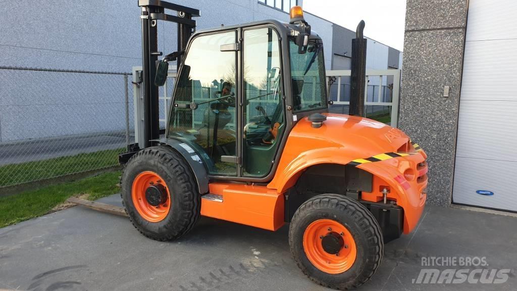 Ausa C 250 H X4 Dieselové vozíky