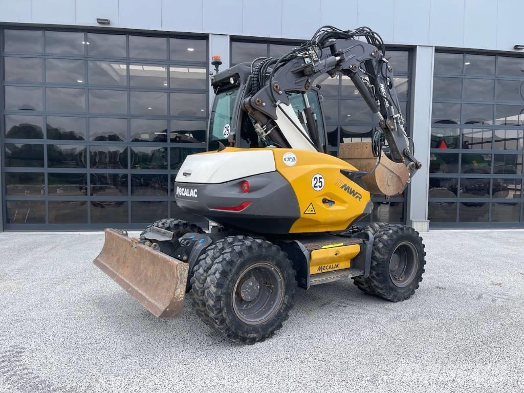 Mecalac 9 MWR Midi rýpadla 7t - 12t