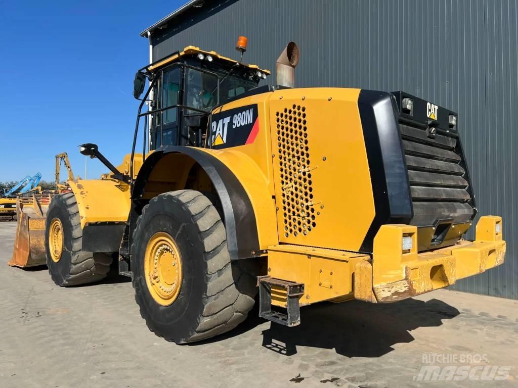 CAT 980M Kolové nakladače