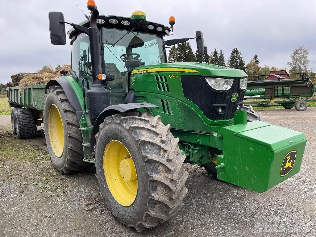 John Deere 6155R Traktory