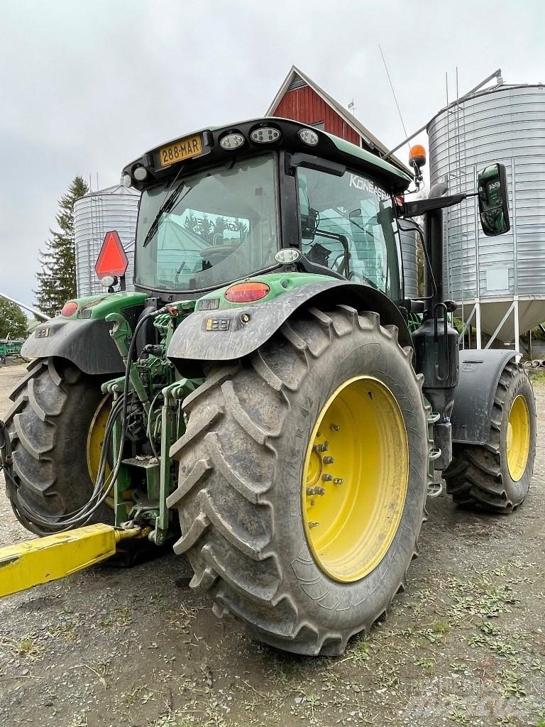 John Deere 6155R Traktory