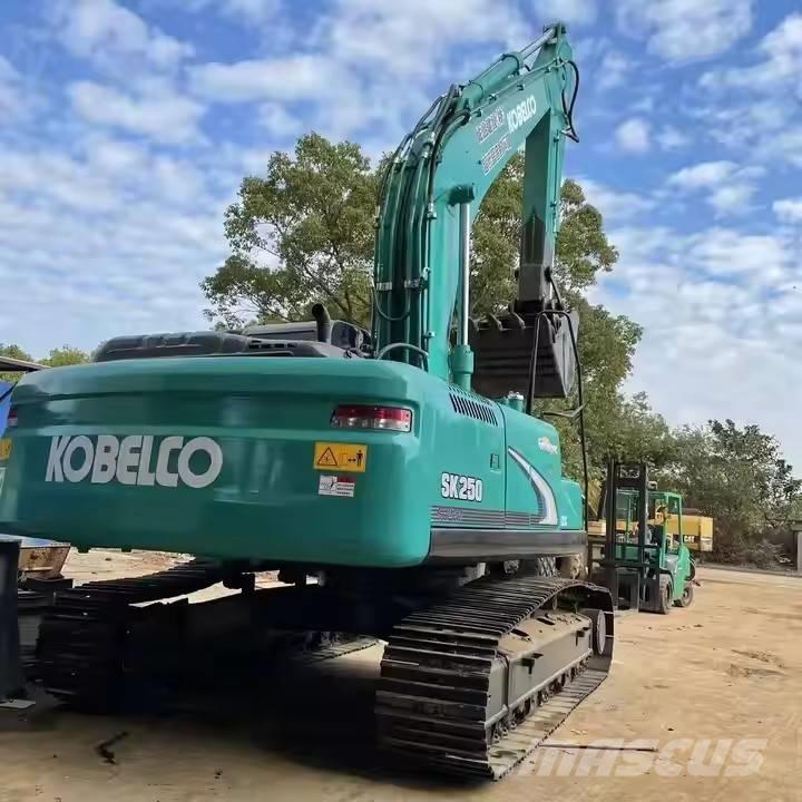 Kobelco SK 250 Pásová rýpadla