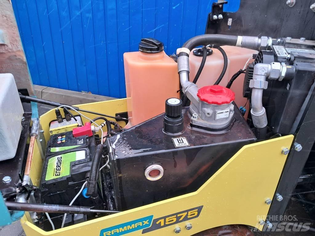 Ammann Rammax 1575 Půdní kompaktory