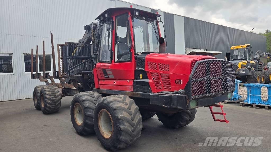 Komatsu 855 Vyvážecí traktory