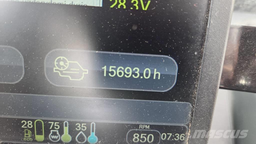 Komatsu 855 Vyvážecí traktory