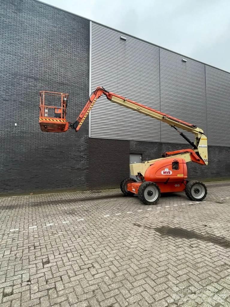 JLG 600AJ Teleskopické plošiny
