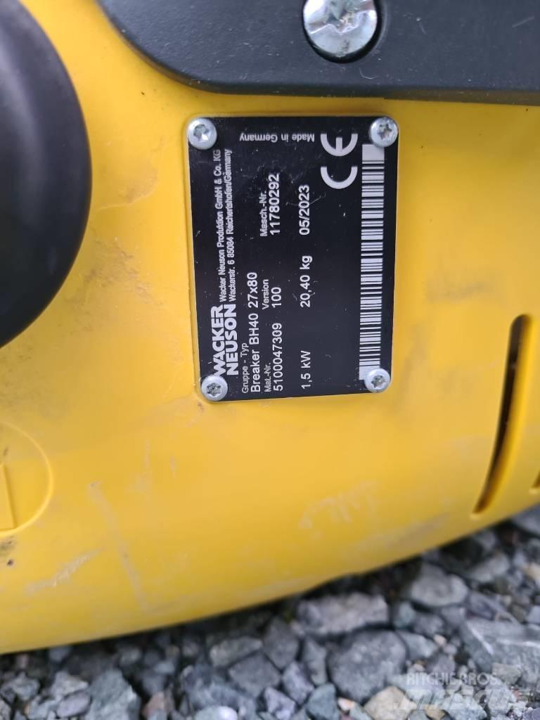 Wacker Neuson BH40 Bourací kladiva / Sbíječky