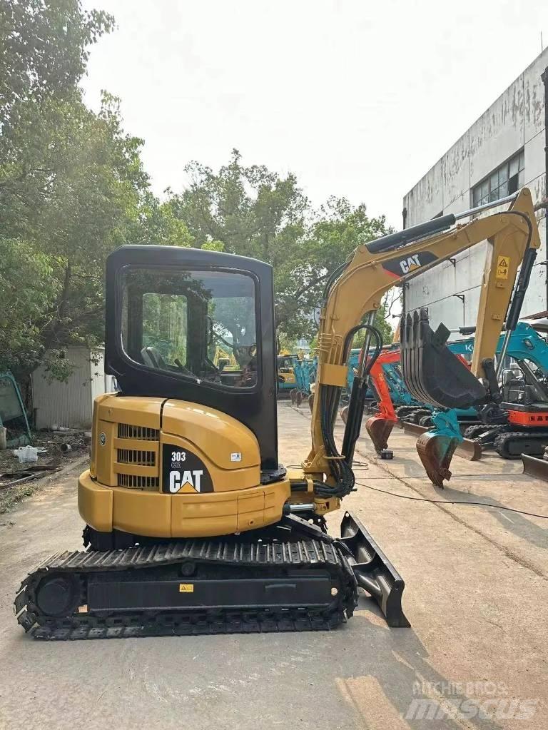 CAT 303 CR Mini rýpadla < 7t