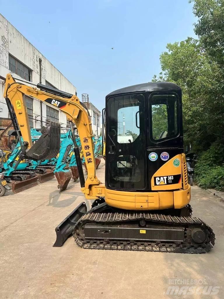 CAT 303 CR Mini rýpadla < 7t