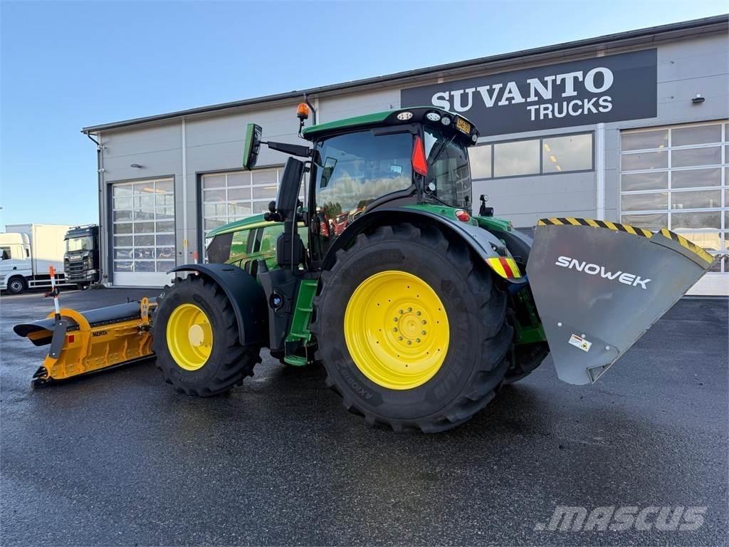 John Deere 6R 250 Traktory