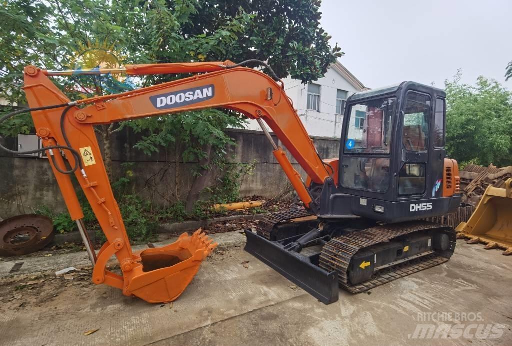 Doosan DH55 Pásová rýpadla