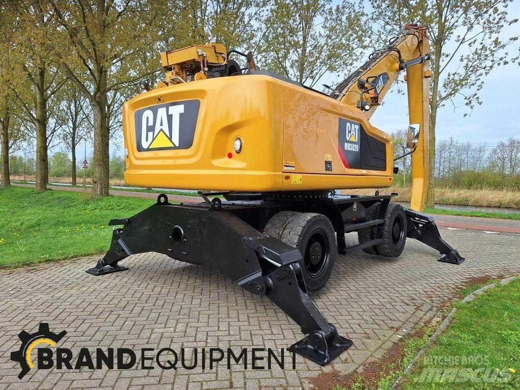 CAT MH3026 Stroje pro manipulaci s odpadem