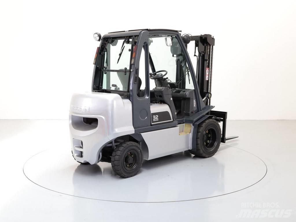 Nissan FD01A18Q Dieselové vozíky