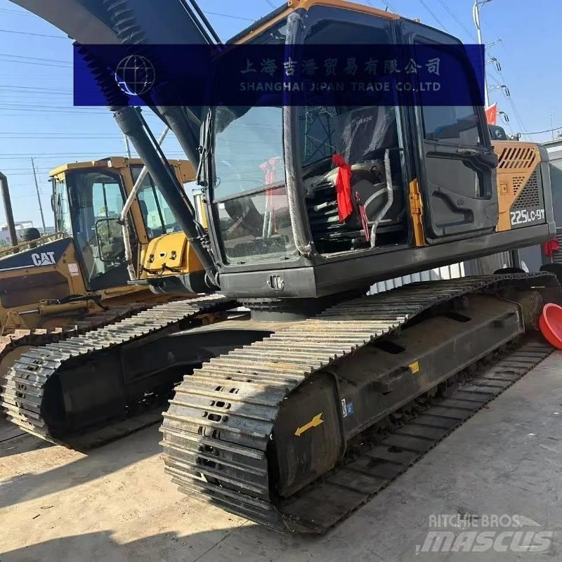 Hyundai R225 Pásová rýpadla