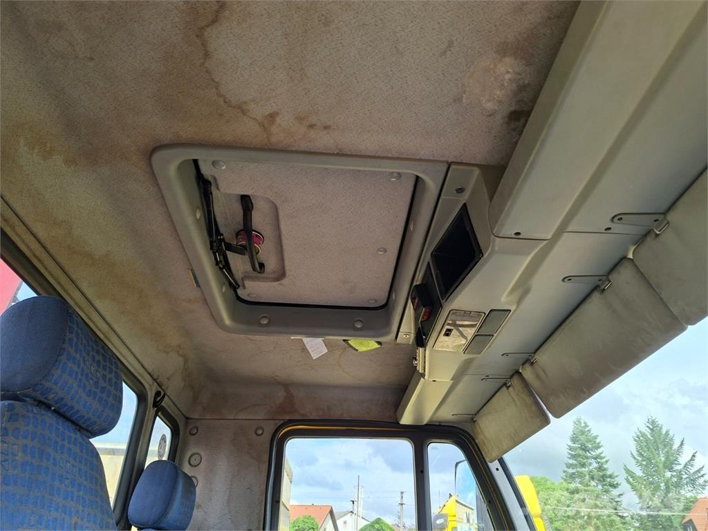 MAN 12.225 LC + HR Nákladní vozidlo bez nástavby