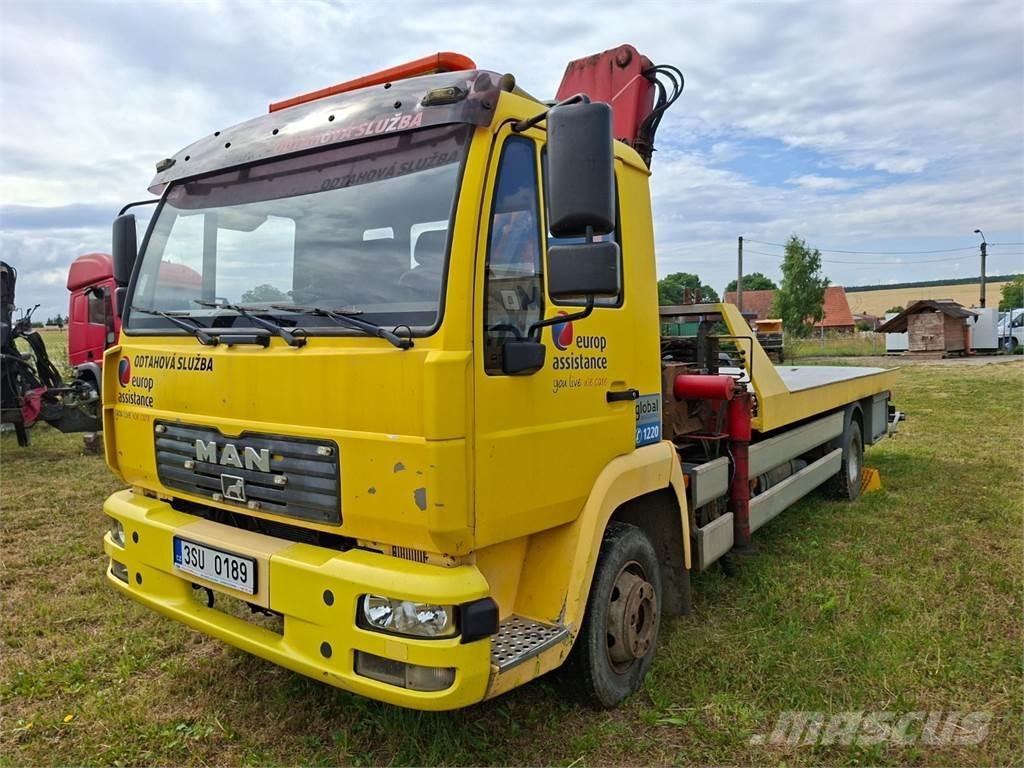 MAN 12.225 LC + HR Nákladní vozidlo bez nástavby