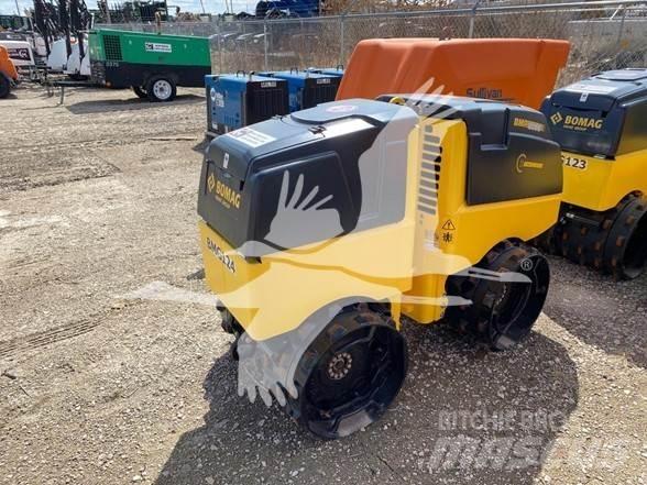 Bomag BMP8500 Vlečné vibrační válce