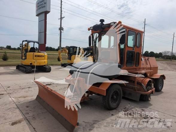 Broce RCT350 Zametací stroje
