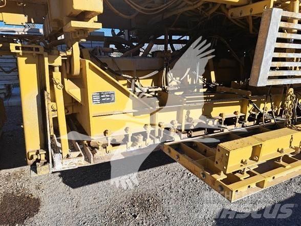 CMI SF3002 Stroje na betonové dlaždice