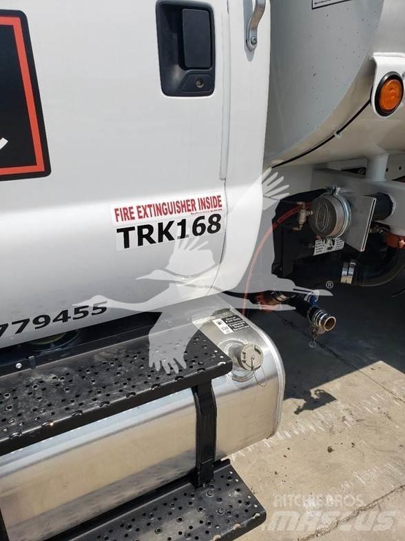 F & R F750 Návěsy na přepravu kmenů