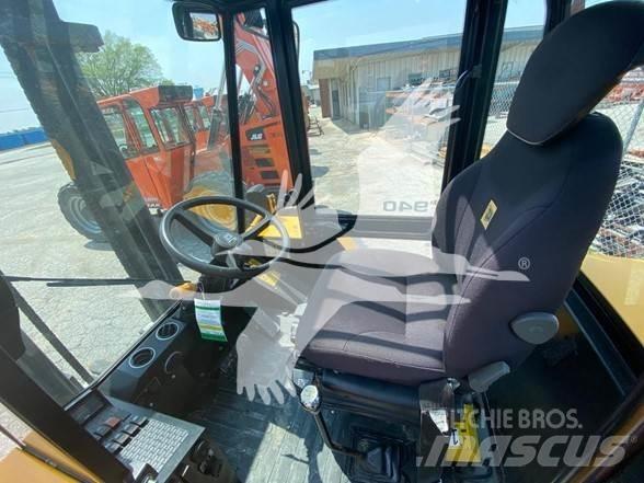 JCB 940 Terénní vysokozdvižné vozíky