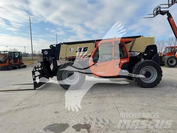 JLG 1255 Teleskopické manipulátory