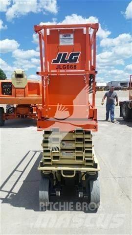 JLG 2632ES Nůžková zvedací plošina