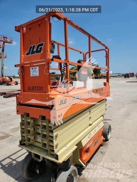 JLG 2632ES Nůžková zvedací plošina