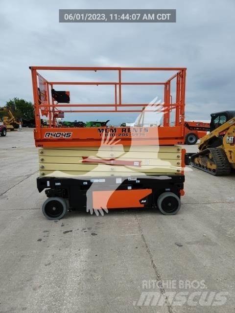 JLG 4045R Nůžková zvedací plošina