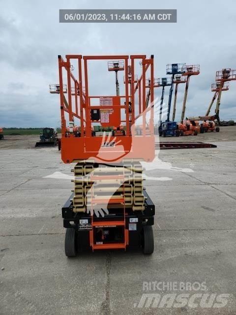 JLG 4045R Nůžková zvedací plošina
