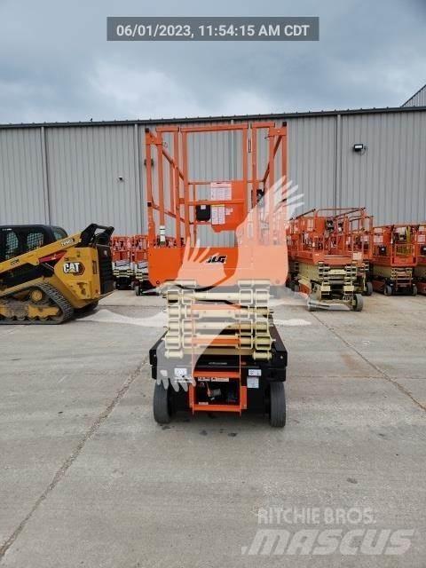 JLG 4045R Nůžková zvedací plošina