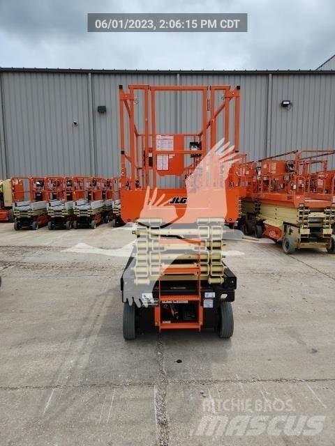 JLG 4045R Nůžková zvedací plošina