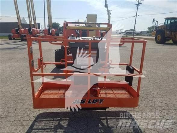 JLG 450AJ Kloubové plošiny