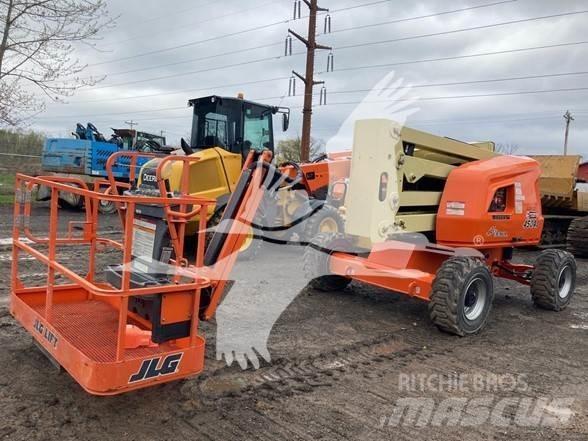 JLG 450AJ Kloubové plošiny