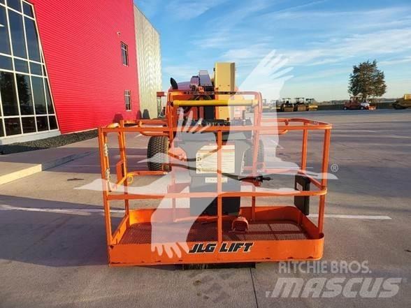 JLG 450AJ Kloubové plošiny