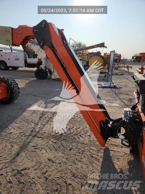 JLG 600AJ Kloubové plošiny