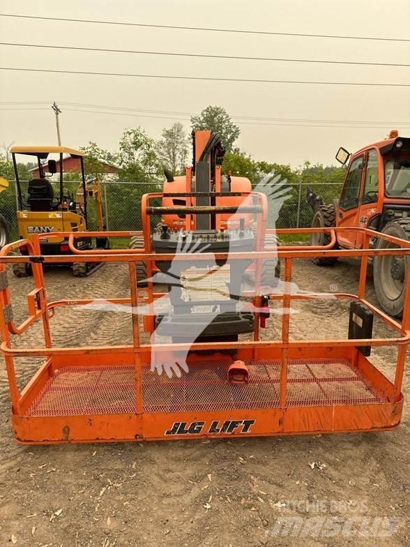 JLG 600AJ Kloubové plošiny